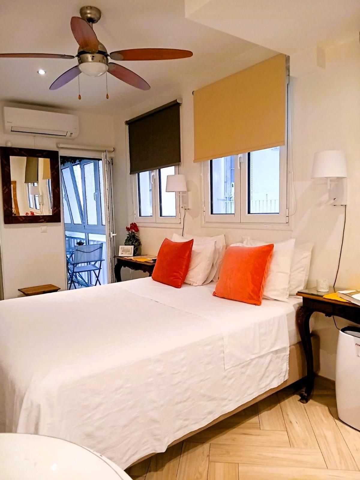 Rastoni Athens Suites Near Acropolis Экстерьер фото