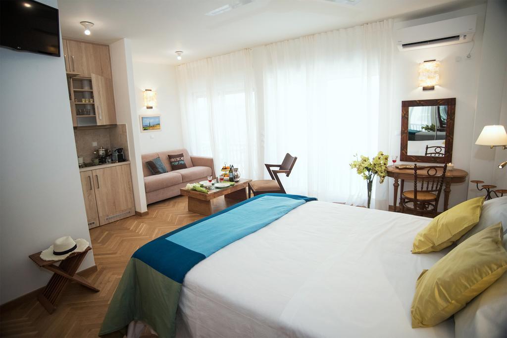 Rastoni Athens Suites Near Acropolis Экстерьер фото